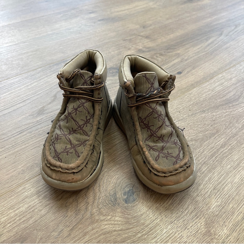 Twister (M&F) Jackson Kids/Youth Light Up Sole Casual Lacer Shoes size 13